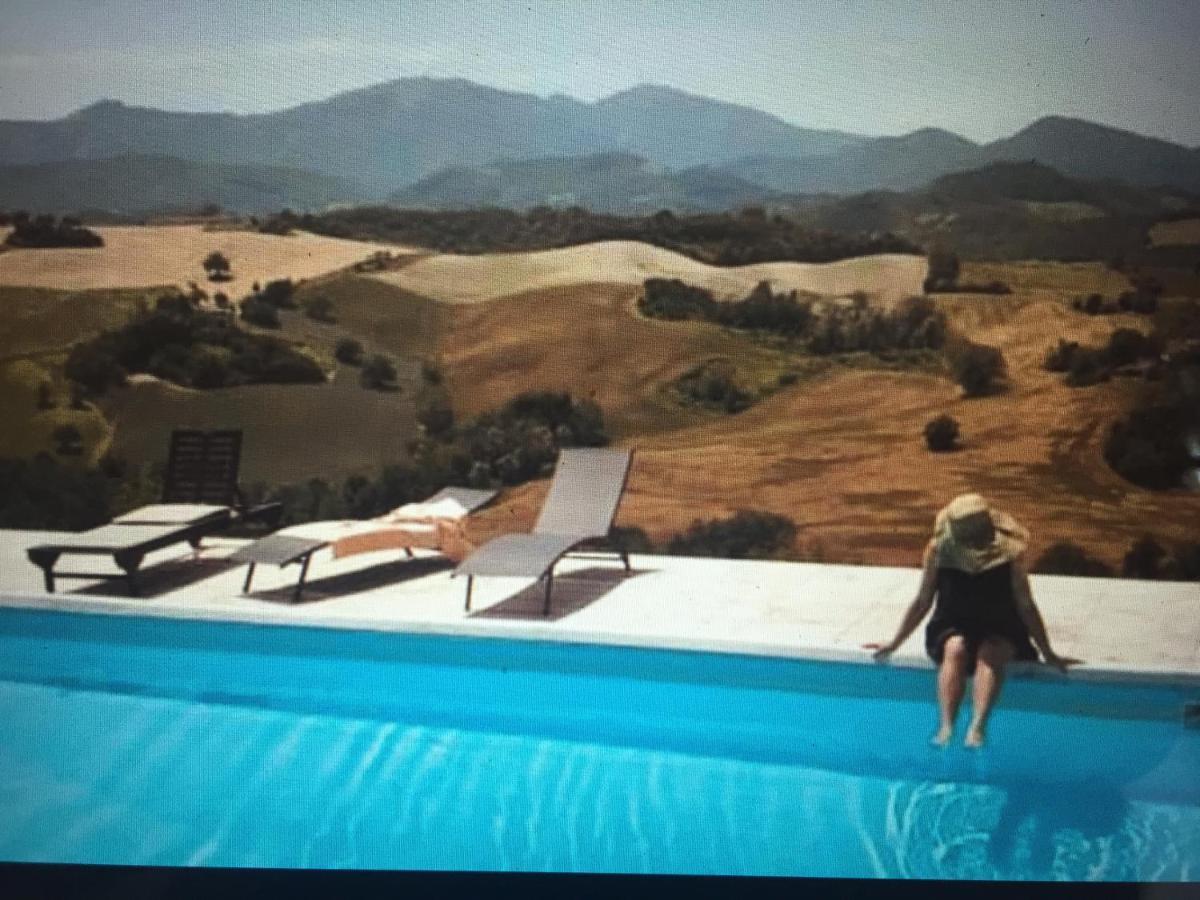 Agriturismo Il Fienile Di Ca Battista Cagli Eksteriør bilde